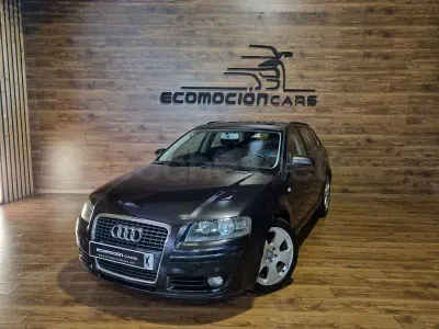 Usado Audi A3 Ambiente 140 CV (102 kW) 2005 Gris / plata Utilitario