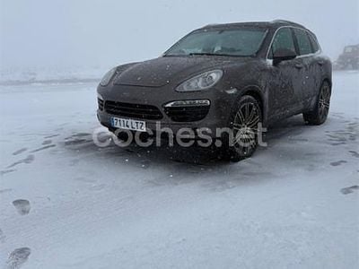Usado Porsche Cayenne 400 CV (294 kW) 2011 Marrón SUV