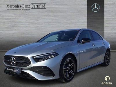 Usado Mercedes A200 AMG line 150 CV (110 kW) 2025 Plata hightech Berlina
