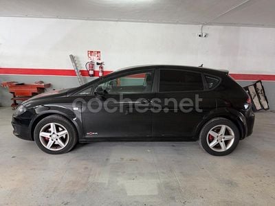 Negro Usado 2011 Seat Leon Reference Berlina | 5900 € (Precio justo)