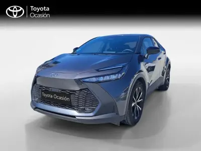 Usado Toyota C-HR Advance 140 CV (102 kW) 2025 Gris SUV