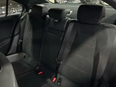 Usado Mercedes A250 218 CV (160 kW) 2025 Gris montaña