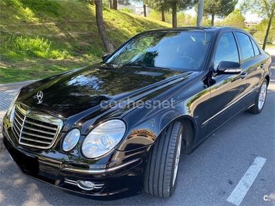 Usado Mercedes E280 Avantgarde 231 CV (169 kW) 2006 Negro Berlina