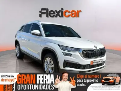Usado Skoda Kodiaq Ambition 150 HP (110 kW) 2022 Branco SUV