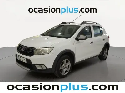 Usado Dacia Sandero Stepway 90 CV (66 kW) 2018 Blanco Utilitario