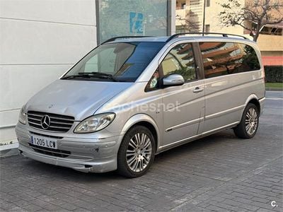 Usado Mercedes Viano 204 CV (150 kW) 2007 Gris / plata Monovolumen