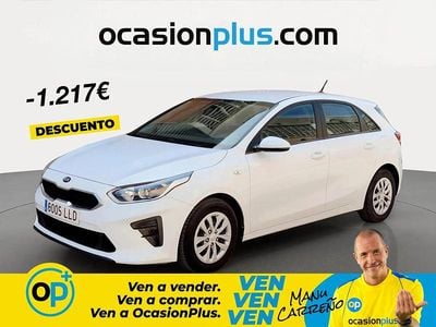 Begagnad Kia Ceed 120 HK (88 kW) 2020 Vit Halvkombi