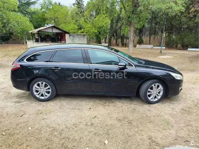 Usado Peugeot 508 SW Allure 140 CV (102 kW) 2012 Negro Familiar