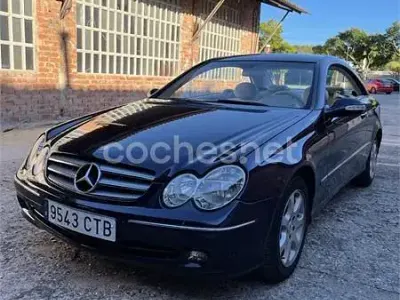 Usado Mercedes CLK270 Elegance 170 CV (125 kW) 2004 Azul Coupe