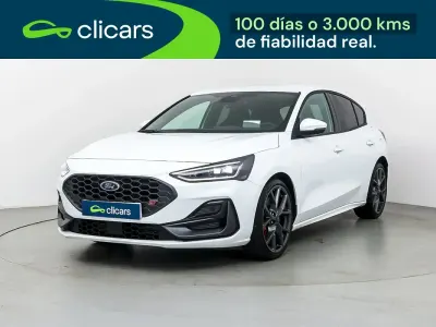 Usado Ford Focus ST 280 CV (205 kW) 2024 Blanco Berlina