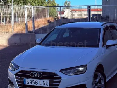Usado Audi A4 Advanced Plus 136 CV (100 kW) 2021 Blanco Familiar