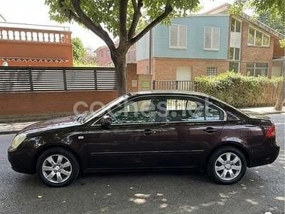 Usado Kia Magentis EX 145 CV (106 kW) 2006 Granate Berlina
