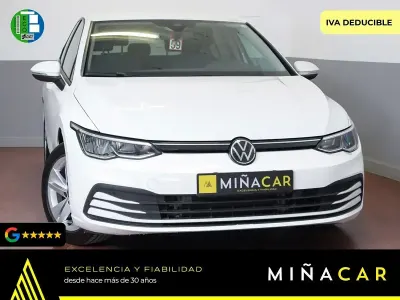 Usado VW Golf VIII Life 110 CV (80 kW) 2023 Blanco Berlina