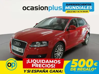 Usado Audi A3 Sportback Ambiente 125 CV (91 kW) 2009 Rojo Utilitario