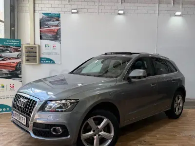 Usado Audi Q5 S-Line 170 CV (125 kW) 2009 Gris / plata SUV