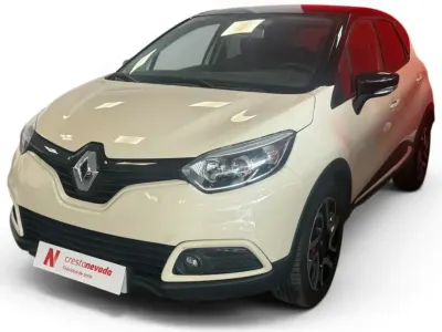 Usado Renault Captur Zen 90 CV (66 kW) 2014 Beige SUV