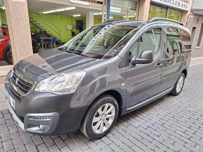 Begagnad Peugeot Partner Tepee Outdoor 110 HK (80 kW) 2018 Grå Minibuss