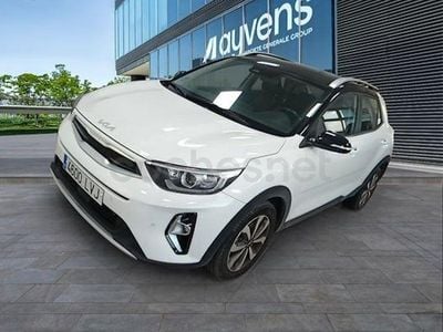 Usado Kia Stonic 100 CV (73 kW) 2021 Blanco SUV