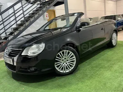 Usado VW Eos 115 CV (84 kW) 2007 Negro Descapotable