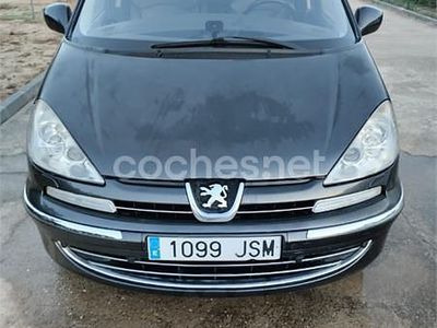 Peugeot 807