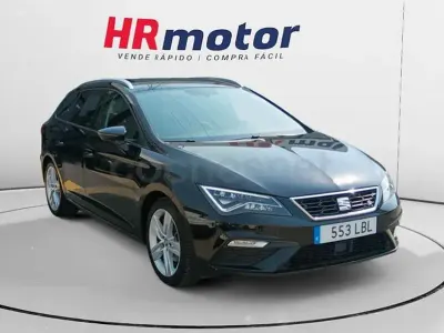 Usado Seat Leon FR 150 CV (110 kW) 2019 Negro Berlina