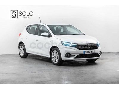 Usado Dacia Sandero Comfort 91 CV (66 kW) 2022 Blanco Utilitario