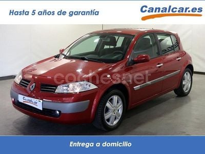 Rojo Usado 2004 Renault Mégane II Authentique Berlina | 2925 € (Precio justo)