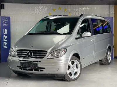Usado Mercedes Viano 150 CV (110 kW) 2006 Gris / plata Monovolumen