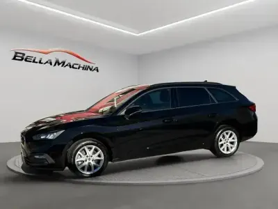 Usado Seat Leon Style 150 CV (110 kW) 2022 Negro Familiar