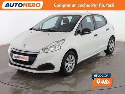 Usado Peugeot 208 Access 82 CV (60 kW) 2016 Blanco Utilitario