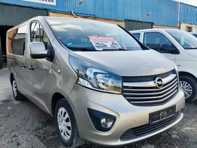 Usado Opel Vivaro S 145 CV (106 kW) 2016 Marrón Monovolumen