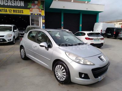 Usado Peugeot 207 Active 75 CV (55 kW) 2011 Gris / plata Berlina