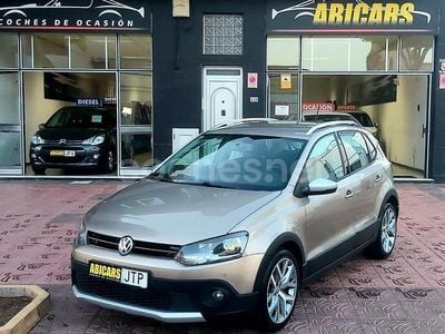 Beige Usado 2016 VW Polo Advance Berlina | 11.490 € (Precio justo)