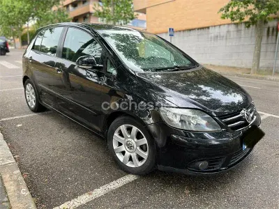 Usado VW Golf Plus Cross Sportline 105 CV (77 kW) 2005 Negro Monovolumen