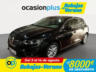 Usado Renault Mégane III Zen 132 CV (97 kW) 2016 Negro Berlina