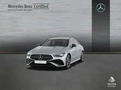 Usado Mercedes CLA220 AMG line 190 CV (139 kW) 2025 Plateado Berlina