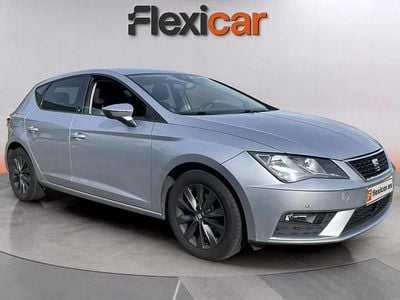 Usado Seat Leon ST Style 131 CV (96 kW) 2020 Gris Familiar