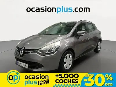 Usado Renault Clio GrandTour Expression 90 CV (66 kW) 2013 Gris Familiar