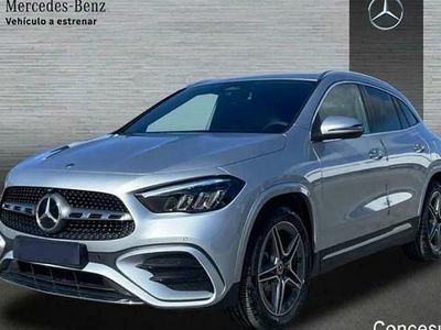 Plata Nuevo 2025 Mercedes GLA200 SUV | 50.900 € (Caro)