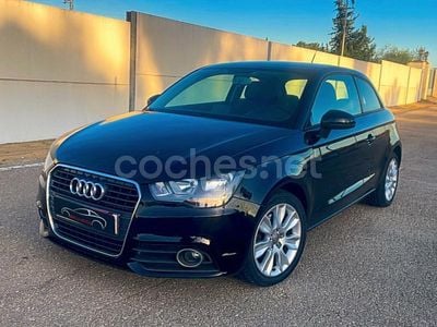 Negro Usado 2011 Audi A1 Ambition Berlina | 7400 € (Precio justo)