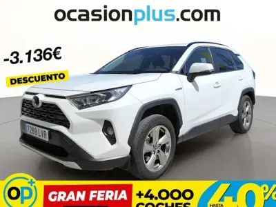 Usado Toyota RAV4 Hybrid Style 218 CV (160 kW) 2021 Blanco SUV
