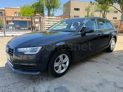 Usado Audi A4 Advanced 150 CV (110 kW) 2017 Gris / plata Familiar