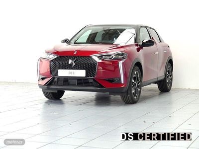 Rojo Usado 2023 DS Automobiles DS3 Opera SUV | 46.469 €