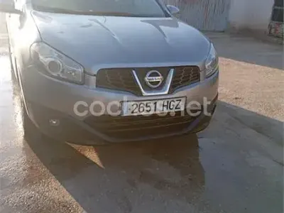 Usado Nissan Qashqai Visia 106 HP (77 kW) 2011 Cinzento SUV