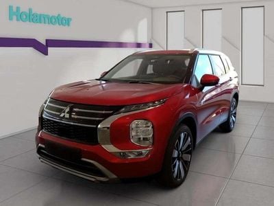 Rojo Nuevo 2025 Mitsubishi Outlander P-HEV SUV | 49.900 € (Caro)