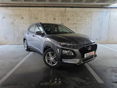 Usado Hyundai Kona 120 CV (88 kW) 2017 Gris / plata SUV