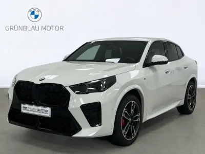 Usado BMW X2 Comfort Edition 150 CV (110 kW) 2024 Alpinweiss (sólido) SUV