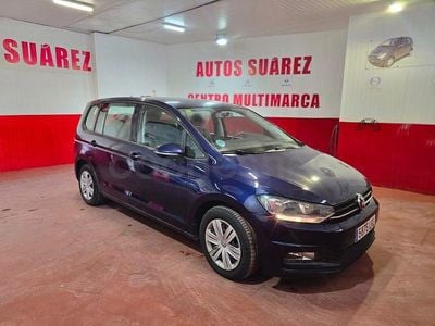 Usado VW Touran Advance 115 CV (84 kW) 2017 Azul Monovolumen