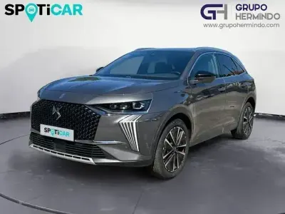 Usado DS Automobiles DS7 Crossback Rivoli 130 CV (95 kW) 2023 Gris SUV