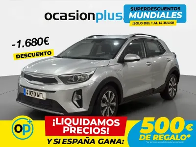 Usado Kia Stonic 100 CV (73 kW) 2024 Blanco SUV